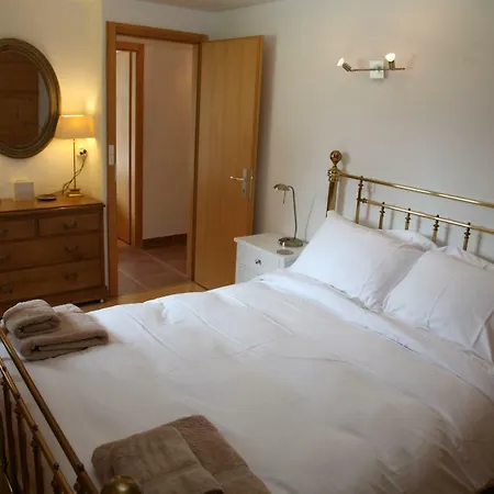 Chateaupre B01 Apartment